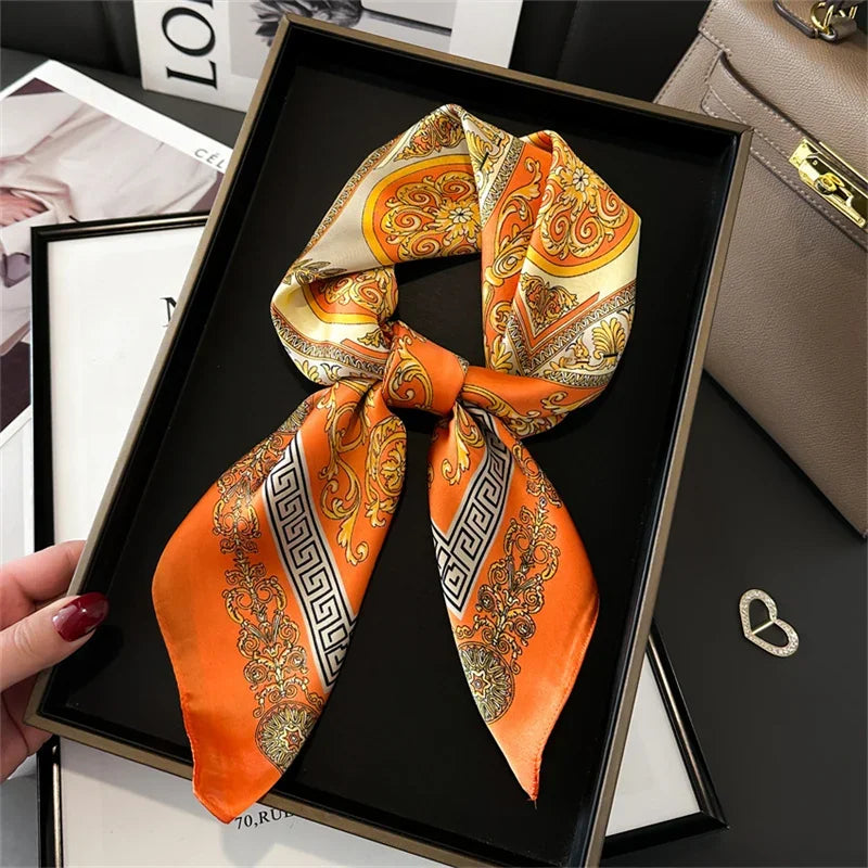Foulard Carré 70×70 cm Effet Soie en Polyester Motif Plaid