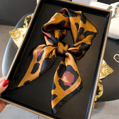 Foulard Carré 70×70 cm Effet Soie en Polyester Motif Plaid
