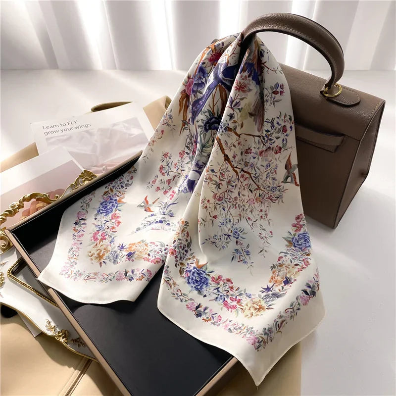 Foulard Carré 70×70 cm Effet Soie en Polyester Motif Plaid