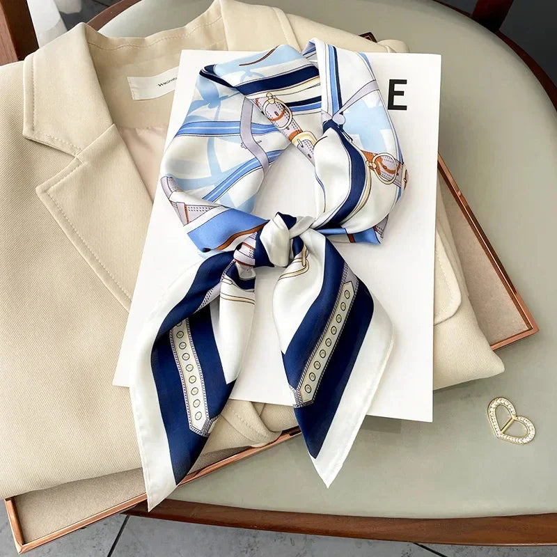 Foulard Carré 70×70 cm Effet Soie en Polyester Motif Plaid