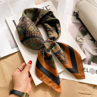 Foulard Carré 70×70 cm Effet Soie en Polyester Motif Plaid