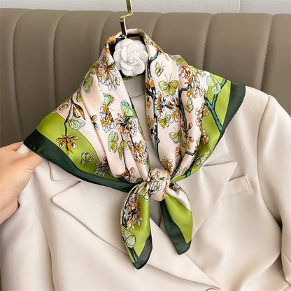 Foulard Carré 70×70 cm Effet Soie en Polyester Motif Plaid