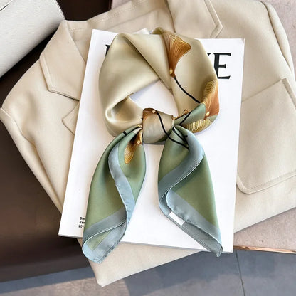 Foulard Carré 70×70 cm Effet Soie en Polyester Motif Plaid