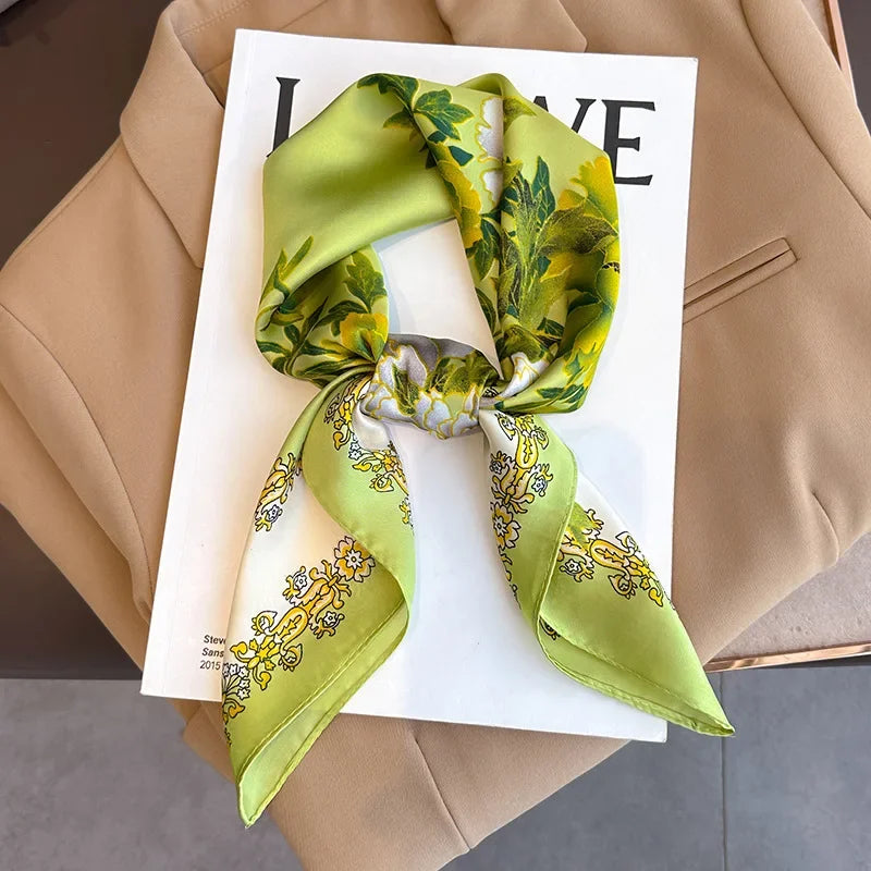 Foulard Carré 70×70 cm Effet Soie en Polyester Motif Plaid