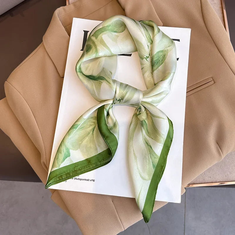Foulard Carré 70×70 cm Effet Soie en Polyester Motif Plaid