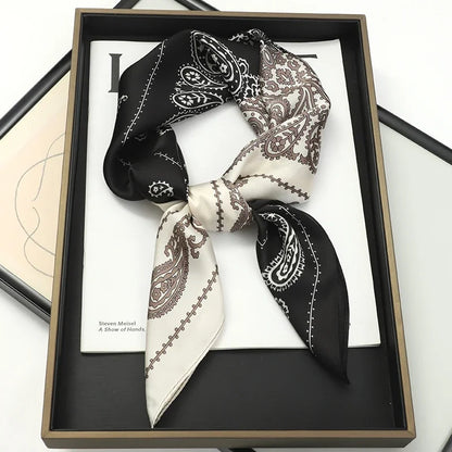 Foulard Carré 70×70 cm Effet Soie en Polyester Motif Plaid