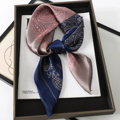 Foulard Carré 70×70 cm Effet Soie en Polyester Motif Plaid
