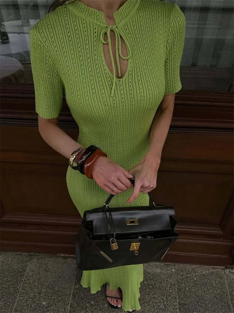 Robe Longue Tricotée Côtelée à Lacets Coupe Droite