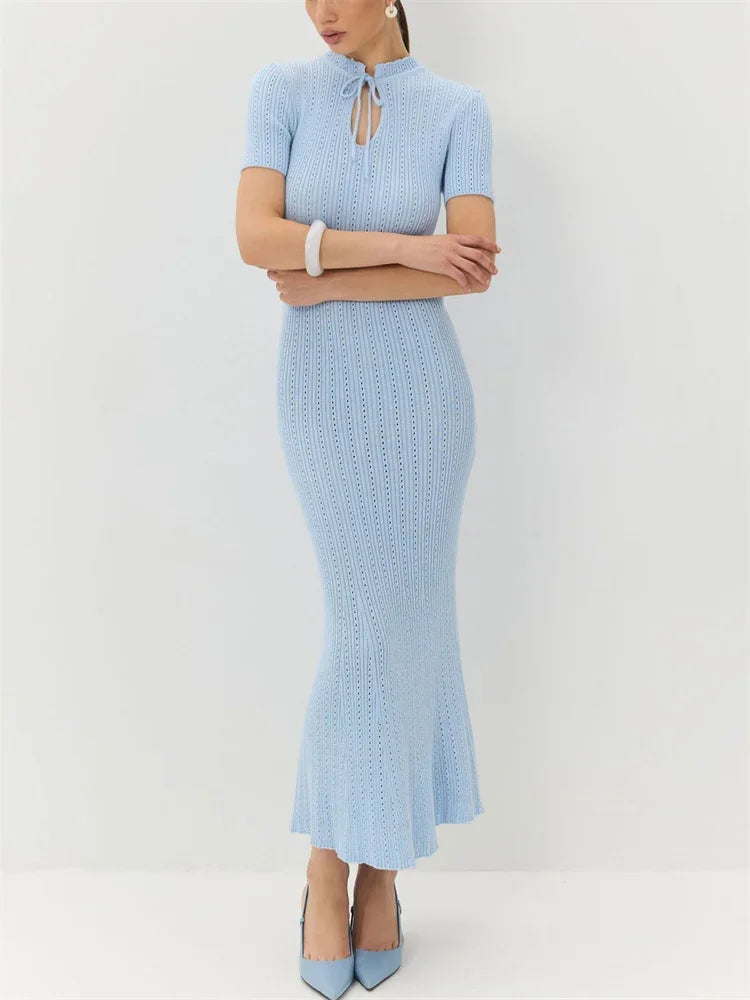 Robe Longue Tricotée Côtelée à Lacets Coupe Droite